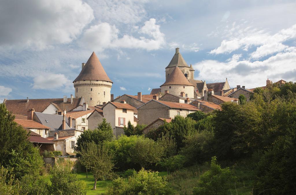 مبيت وإفطار Thauron Abbaye Du Palais المظهر الخارجي الصورة