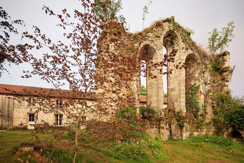 مبيت وإفطار Thauron Abbaye Du Palais المظهر الخارجي الصورة