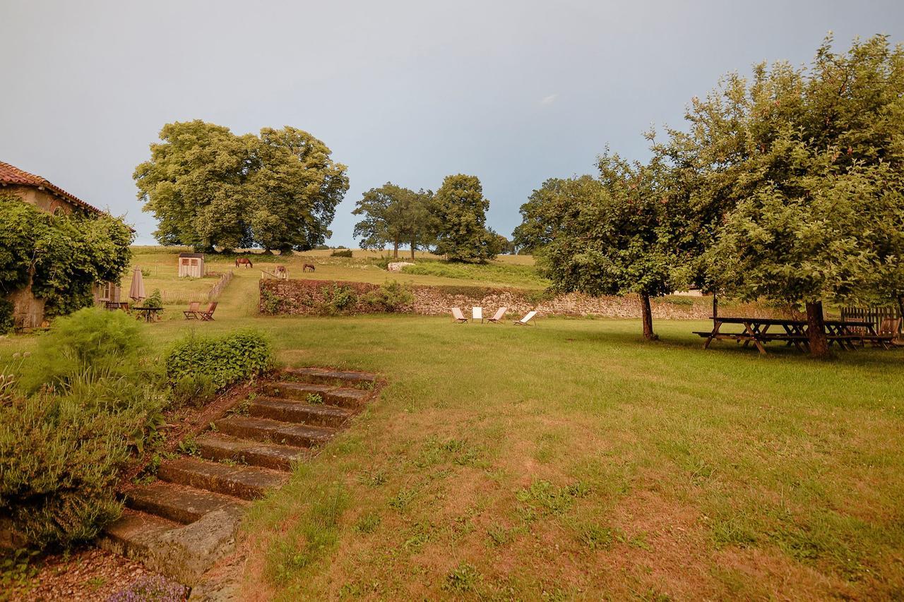 مبيت وإفطار Thauron Abbaye Du Palais المظهر الخارجي الصورة